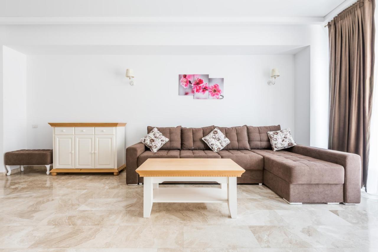 Sns Apartament In Vila Sophia Mamaia Buitenkant foto