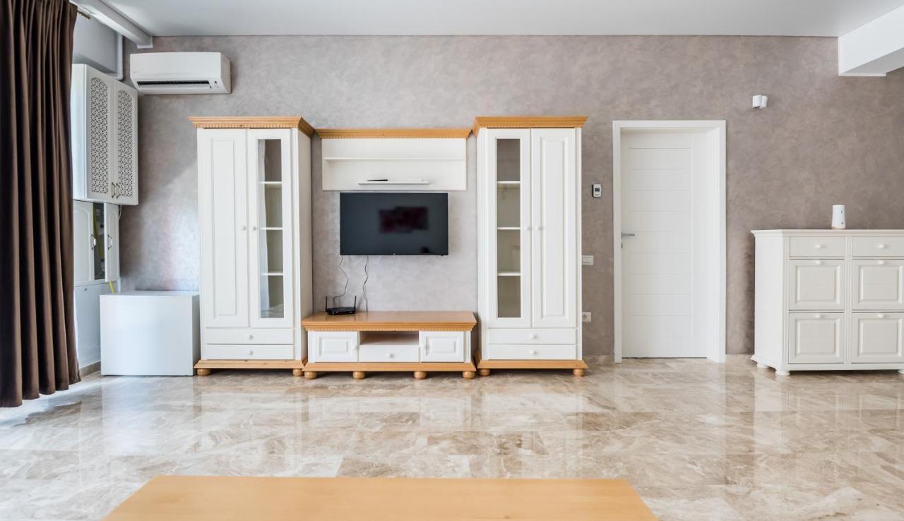 Sns Apartament In Vila Sophia Mamaia Buitenkant foto