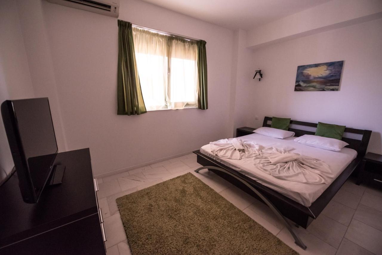 Sns Apartament In Vila Sophia Mamaia Buitenkant foto