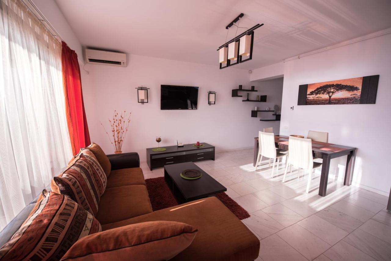 Sns Apartament In Vila Sophia Mamaia Buitenkant foto