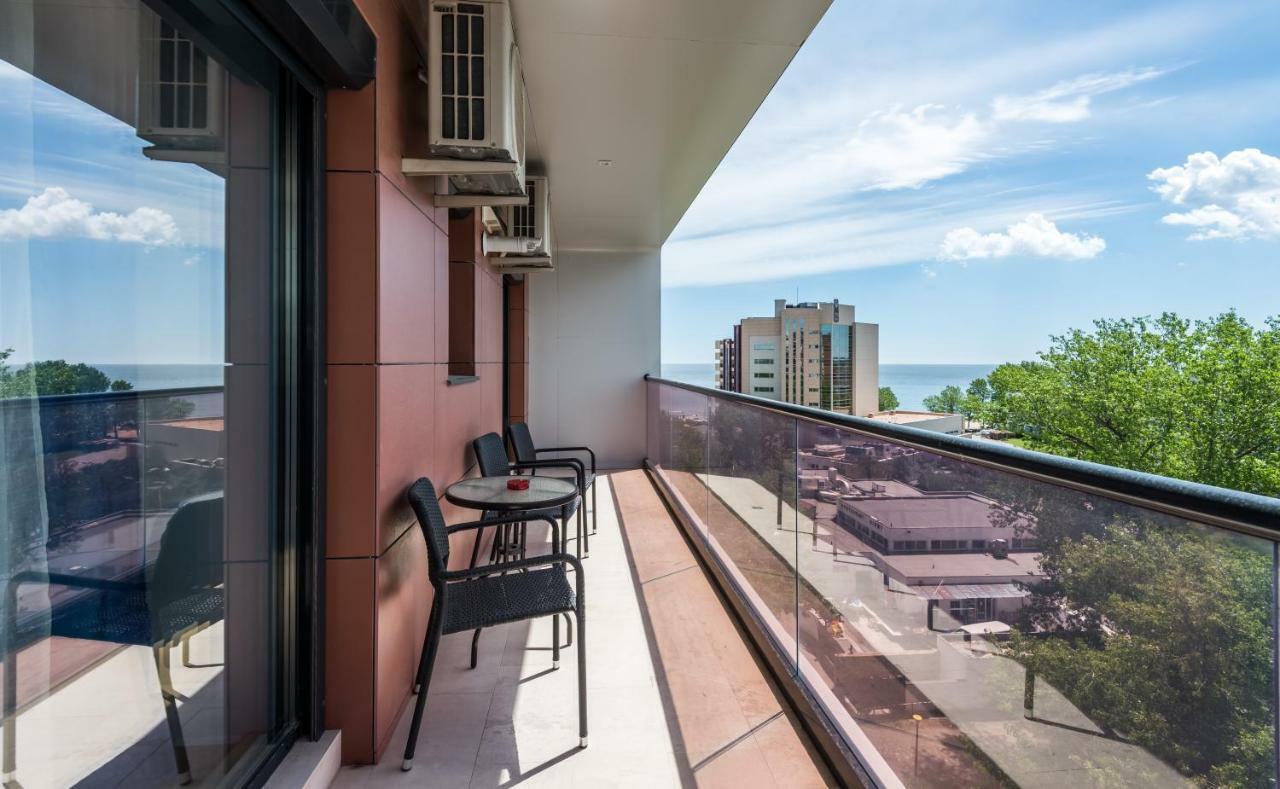 Sns Apartament In Vila Sophia Mamaia Buitenkant foto