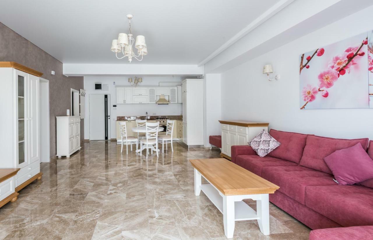 Sns Apartament In Vila Sophia Mamaia Buitenkant foto